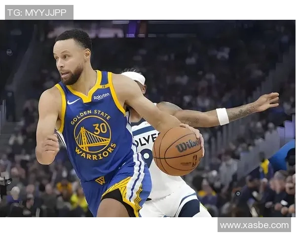 2017年勇士与雄鹿的对决回顾:篮球盛宴中的精彩瞬间与战术较量 2017年勇士与雄鹿的对决回顾:篮球盛宴中的精彩瞬间与战术较量